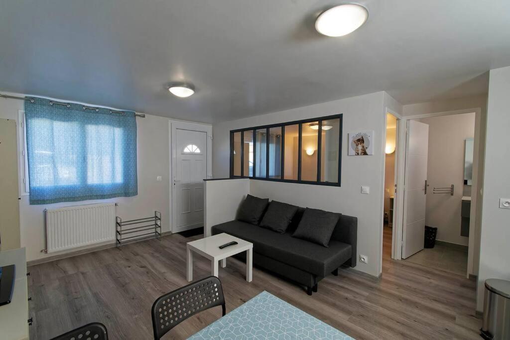 Mon Petit Coin Tranquille Apartment Coubron ภายนอก รูปภาพ