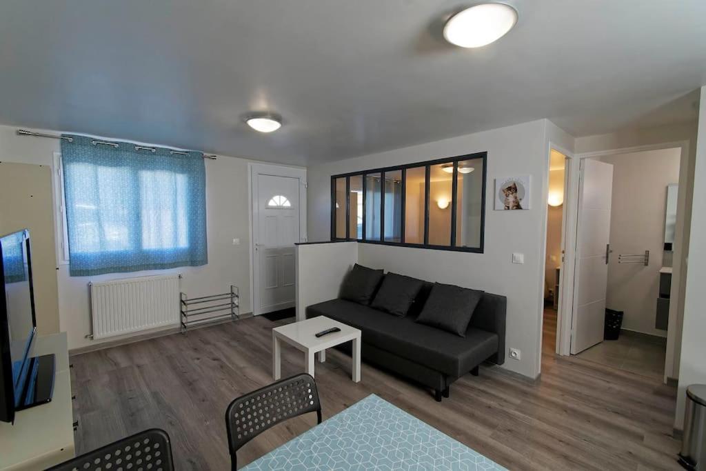 Mon Petit Coin Tranquille Apartment Coubron ภายนอก รูปภาพ